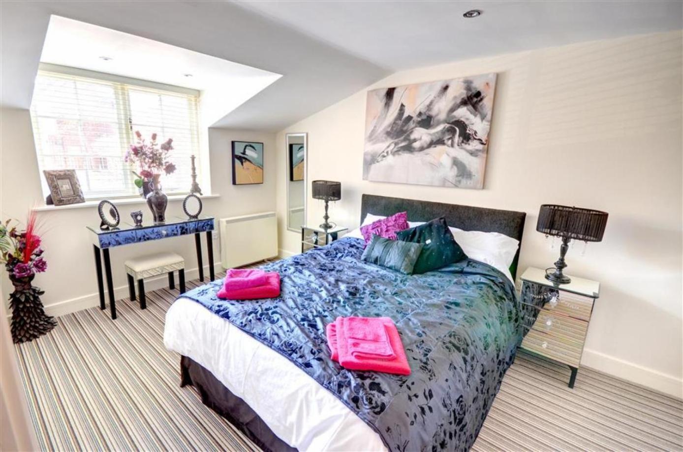 Hotties House - Two-Bed Cottage, Dog-Friendly & Off-Street Parking - Scarborough Luaran gambar